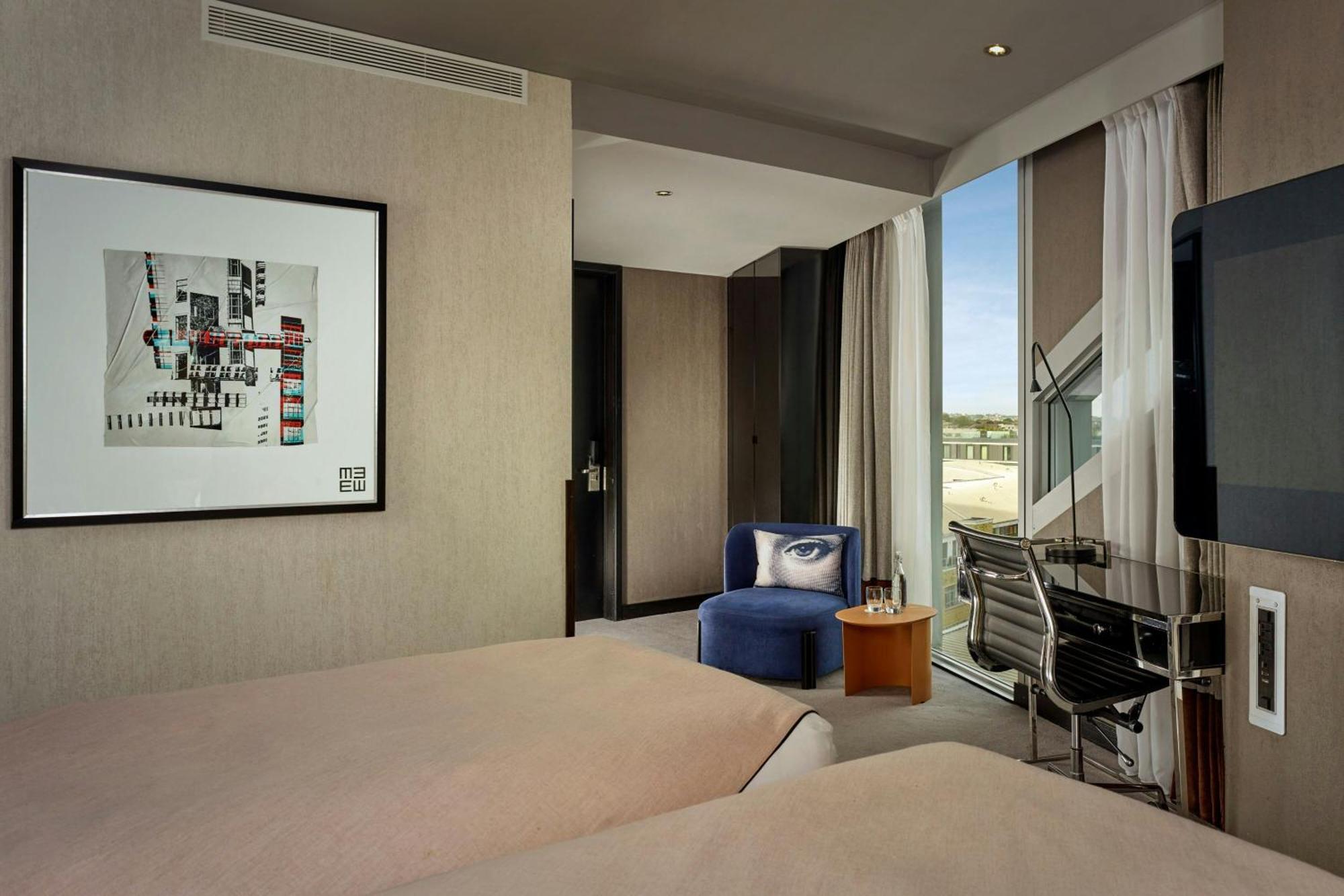 Hotel Montcalm East, Autograph Collection Londres Exterior foto A bedroom at the hotel